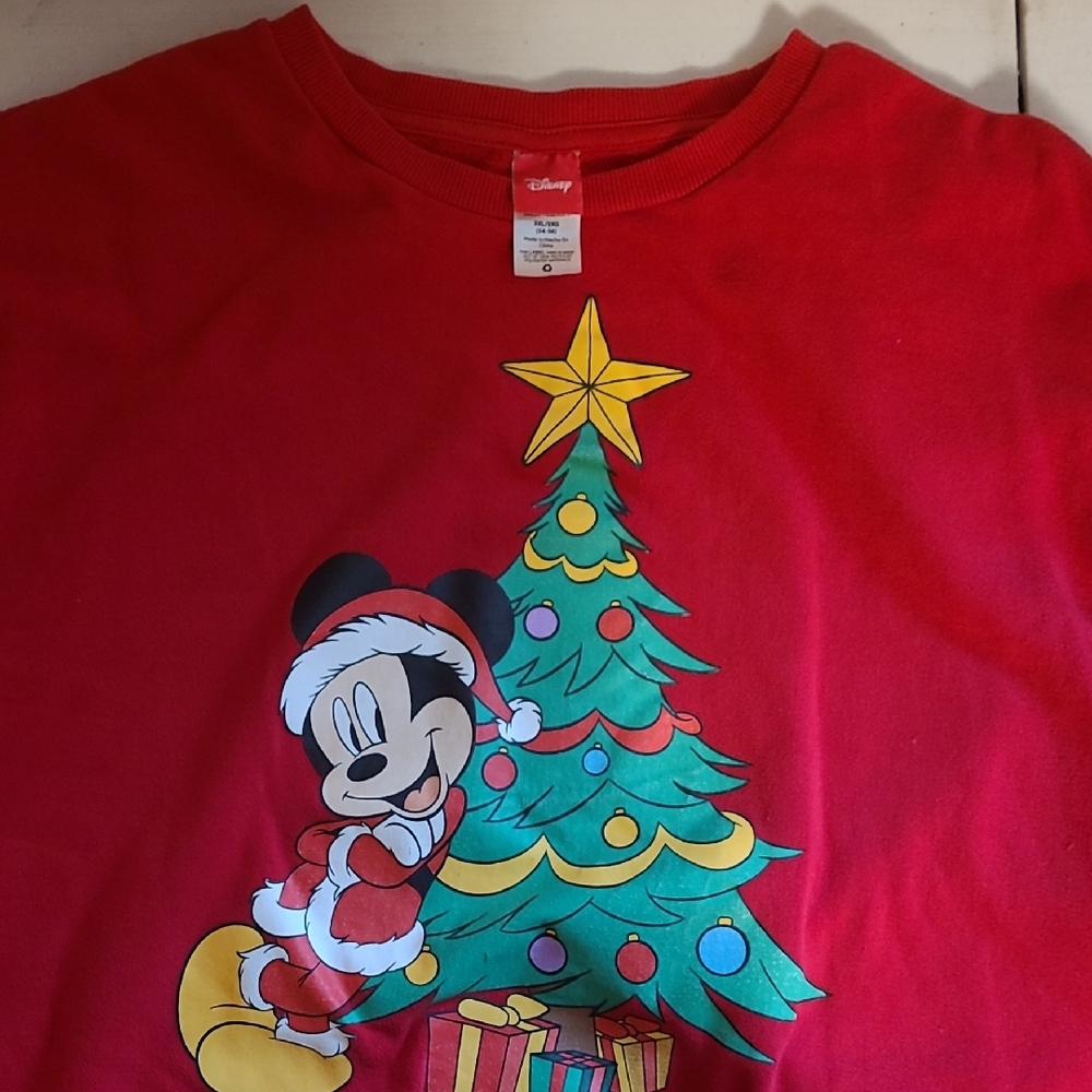 Disney Red Mickey Mouse Holiday Long Sleeve Tee